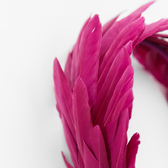 Zara limited edition feather headband head piece you cannot miss - Picture 3 of 3